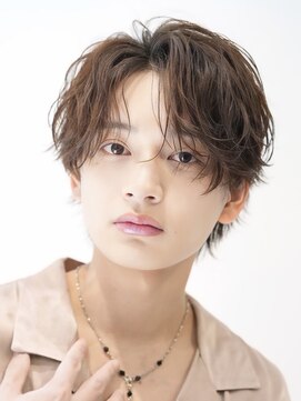 オーシャントーキョー 心斎橋(OCEAN TOKYO WEST) 波巻きパーマツイストスパイラルパーマセンターパートウルフ