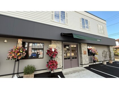 カルフール(Carre four)の写真