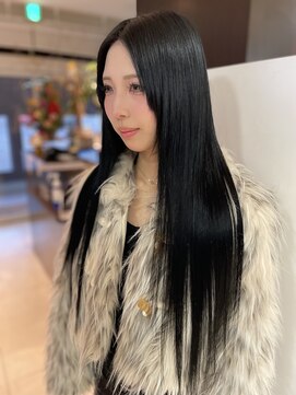 ウエスト(WEST) 黒髪ロング