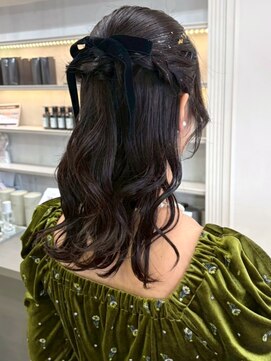 セプト 天神大名(SEPT.) ヘアセット パーティーヘア ハーフアップ 編み込みアレンジ