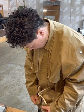 イシ(isi) ブッダパーマ/仏陀パーマ/ピンパーマ/メンズパーマ/門真/眉毛