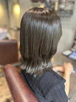 ヘアサロン レゴリス(hair salon REGOLITH)&nbsp;艶っぽくシルバーグレージュ