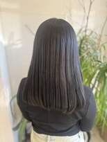 フゥカ 売市店(fuka)&nbsp;【韓国風スタイル】レイヤーカット×ブルーブラックカラー 八戸