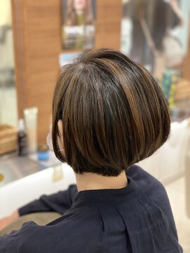 イマージュ アヴェダ 八王子店(Image AVEDA) 大人ショートボブハイライト【八王子】【八王子駅】