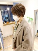 【宮本大輔】ハンサムショート 前下がり グレージュ大人可愛い