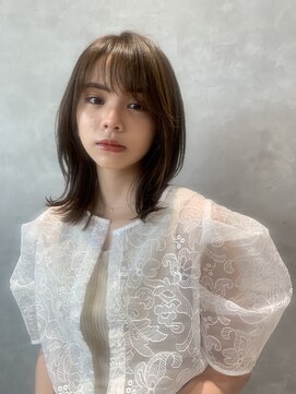 エムスラッシュ みなとみらい馬車道店(M SLASH) 馬車道/くびれミディ/外ハネロブ/ヘルシーブラウン