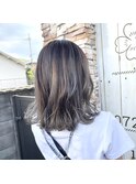 20代30代40代大人可愛いハイライト外国人風プラチナアッシュ