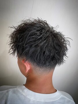 ヒロギンザバーバーショップ 大宮店(HIRO GINZA BARBER SHOP) ツイストスパイラル フェード　大宮