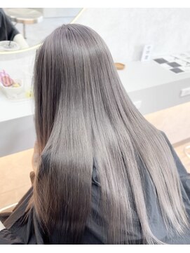 ソマリ(SOMARI.) アッシュベージュ