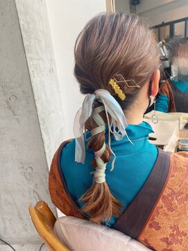 ディーエックス スリー(Dxxxx III) お呼ばれヘアセット