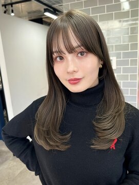 ハウス 表参道(HUIS) 美髪オリーブベージュ×ロングレイヤー