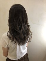 ハレ(HARE) 大人の透明感ダークトーン × ゆる巻き