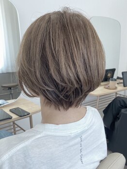 ダフィースヘア(DAFIES HAIR)の写真/大人女性のためのこだわりサロン*気になる白髪をデザインし、上質なヘアスタイルを実現します♪