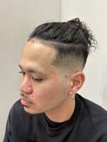 ヘアーアンドグルーミング ヨシザワインク(HAIR&GROOMING YOSHIZAWA Inc.)&nbsp;フェードカットマンバンスタイル理容室バーバー