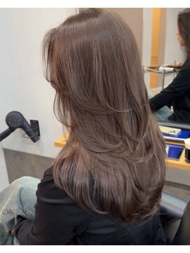 レブ 四条烏丸(Reb,) レイヤーカットロング韓国レイヤーショコラブラウン前髪なし