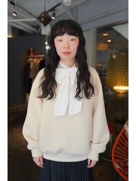 アザー(o. the .r) ロングパーマ