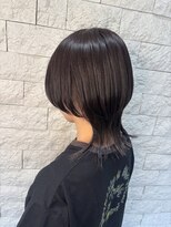 ラヴリア カミツ(LOVERIA KAMITSU)&nbsp;ウルフカット