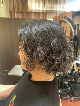 ビアンコ(BlANCO) ミディアムパーマ