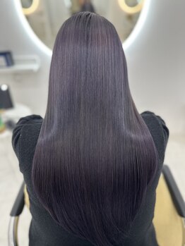 アチェロガーデン(Acero Garden)の写真/カラーと同時に髪質改善が叶う、話題の「質感再整カラー」を導入。髪の質感改善と理想の色合いを叶えます。