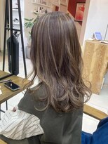 バランス 原宿 表参道(balance)&nbsp;【髪質改善】ヘーゼルグレージュハイライト×レイヤー YUKA