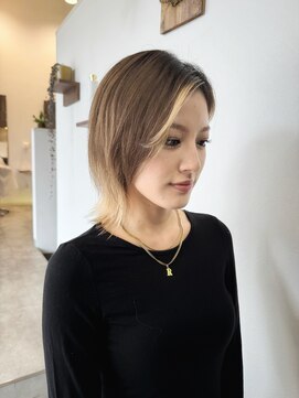 アムヘアー(A.M. hair) ボブ/インナーカラー/フェイスフレーミング/レイヤーカット