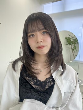 ニュウ(niw) 金沢レイヤーカット/ミディアムレイヤー/巻ける矯正