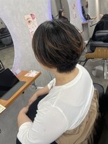 フラワーバイ ビーガーデン(FLOWER by B.GARDEN)&nbsp;シルエット抜群ショートボブ