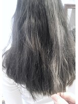 ヘアーアンドアトリエ マール(Hair&Atelier Marl) 【Marlお客様スタイル】透け感たっぷりブルージュカラー