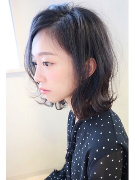 ヴェジールヘアデザイン(Vezir hair design) 大人かわいい外ハネミディアムヘア