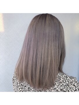 テクライズ 豊橋店(TECHRISE) ホワイトグレージュ