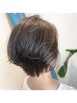 モノクロ(MONOCHRO) MONOCHRO