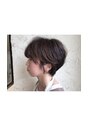 プリモ リコ(Primo.rico)&nbsp;人気ショートヘアー！パーマを当ててアレンジ楽ちんヘアーです。