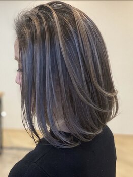 アールヘア(ar hair)の写真/【カット+カラー¥5300～】流行りの白髪ぼかしハイライトも◎白髪染めでも豊富な色味を楽しめるar hair♪