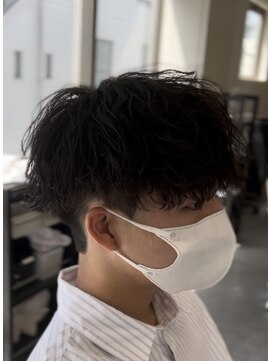 バース バイ ハピネス(BIRTH by happiness) ツイストスパイラルパーマツイストパーマメンズマッシュパーマ