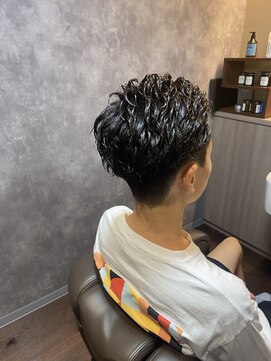 ボルト(BOLT) ビジネスショート