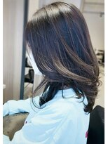 アン たまプラーザ(un)&nbsp;グレージュカラー×ハイライト【髪質改善オージュアサロン】