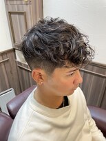 ミリオンバックス 上野(Million Bucks) スペインカールパーマ