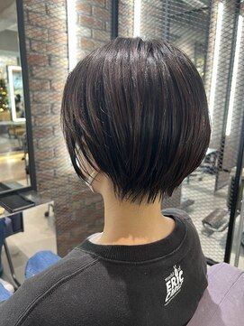 ベイショア(Bay Shore NY) アッシュオリーブグレージュアッシュヘルシースタイルボブパーマ