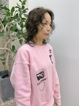 パークレーン アイス イヴェン(park lane ICI yeven) 赤み消し オリーブカラー ウルフパーマ/akari