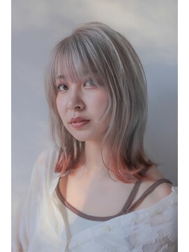 ソレイユトウキョウシブヤ(SOLEIL TOKYO shibuya) ミディアムフェイスレイヤー外ハネボブブリーチエンドカラー
