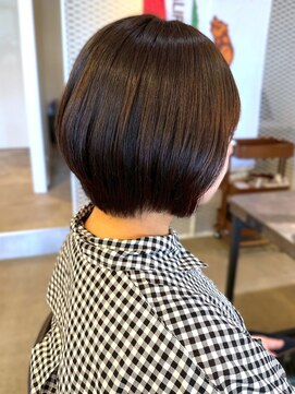 ヒース 姪浜(Heath) 髪質改善トリートメント ショートボブ 30代40代 ツヤ髪 ブラウン
