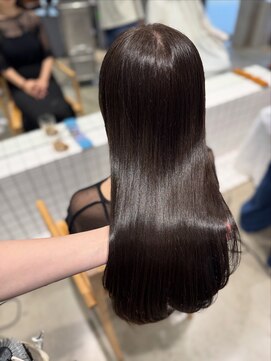 ニーイチイチ(211) ココアベージュ/黒髪カタログ