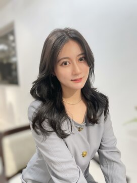 ロングレイヤー/顔まわりカット/透明感グレージュ