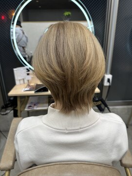 イリエ 川口(irier) ミルクティーベージュ