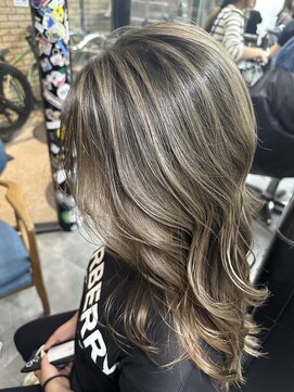 ラフ(LAFF) バレイヤージュ