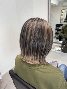 ガーベラ(gerbera) バレイヤージュ×ベージュ×筋感