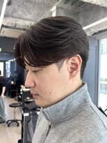 リード 豊洲店(REEED) センターパート刈り上げビジネス縮毛矯正