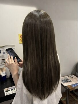 キャパ セントラル 天神 大名店(CAPA central) オリーブブラウン 透明感カラー 髪質改善 艶髪 10代 20代