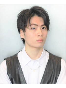 ノイセル(Noisyle) 韓国マッシュツーブロックショートコンマヘアセンターパート