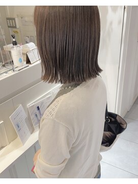 ネオリーブカフ 鶴ヶ峰店(Neolive caff) さりげなハイライト×透明感たっぷりオリーブベージュ